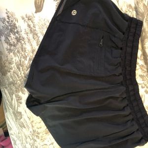 Lululemon 4 inch Running shorts with liner, navy blue